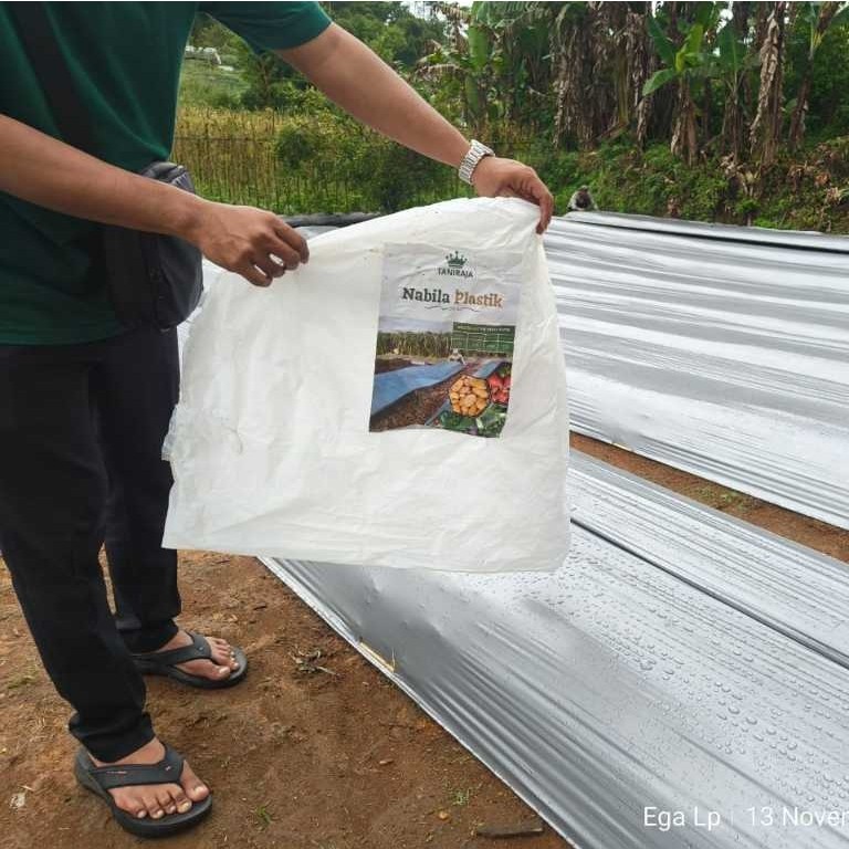 Ada Stok Mulsa Hitam Perak Kualitas Super 1 KG lebar 60/120cm