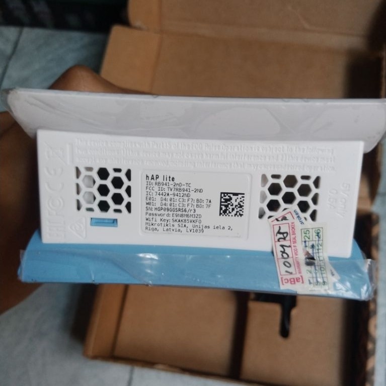 MIKROTIK RB941-2nD-TC - Access Point rumahan versi ringan (hAP Lite) - Bekas Berkualitas