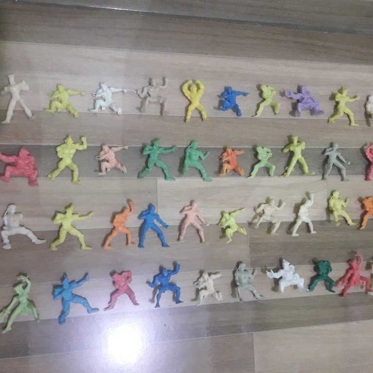 Paket Mainan Jadul 90an Set All Dragon Ball, Power Ranger, Robot Lotte, Gundam Santo, B-Daman, Ultra