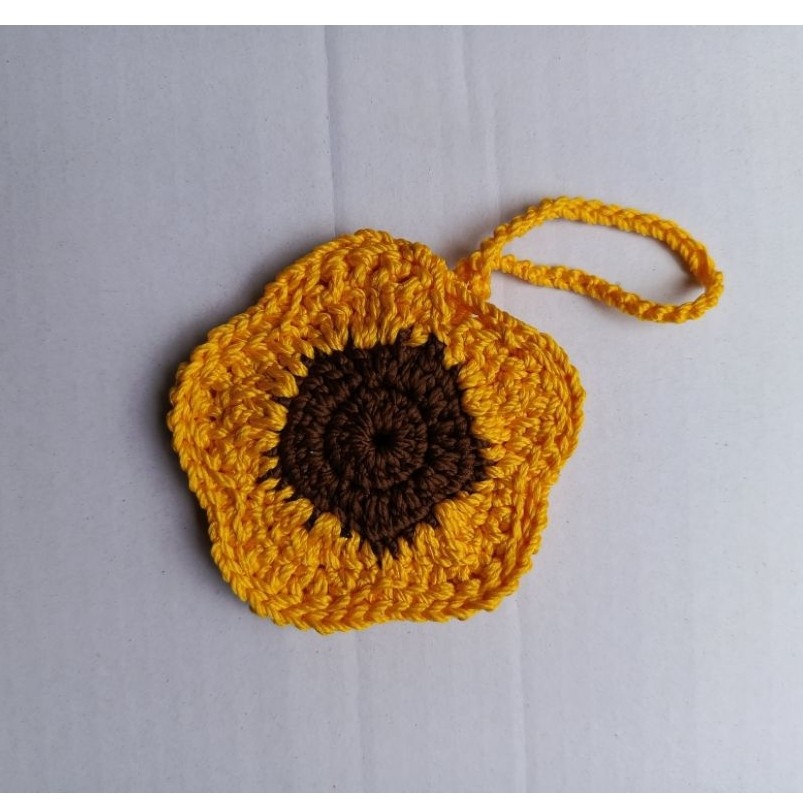 Pouch Bunga Matahari Rajut