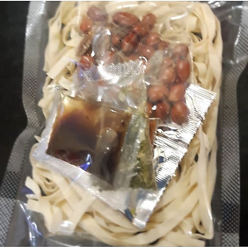 Mie Lebar Ramen / Kwetiaw Ramen Bukan Miesua Miesoa Misua