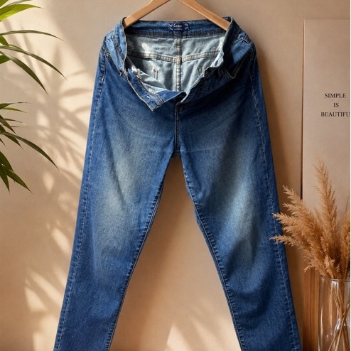 CELANA PRELOVED :: EMBA LADIES (skinny jeans) Ukuran M 28-29