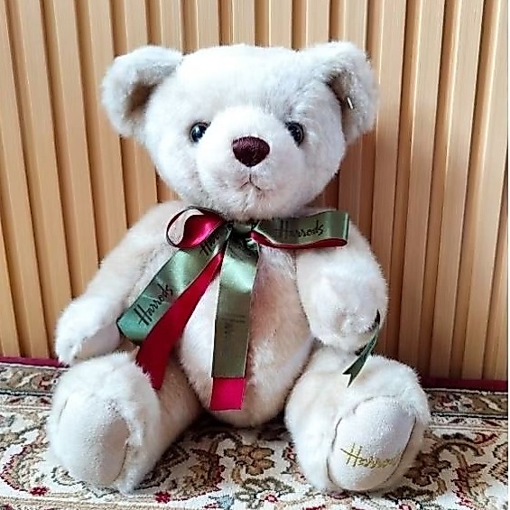 Boneka Teddy Bear Harrods Putar Kaki Tangan