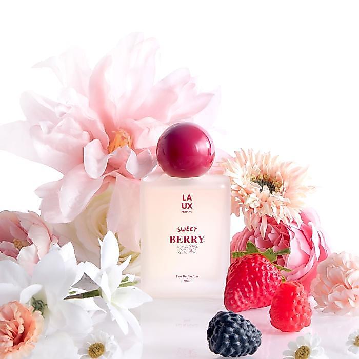 Laux Perfume Sweet Berry Eau De Parfum 30 & 50 ML Aroma Manis Segar Floral Berry Soft Fresh BPOM NA1