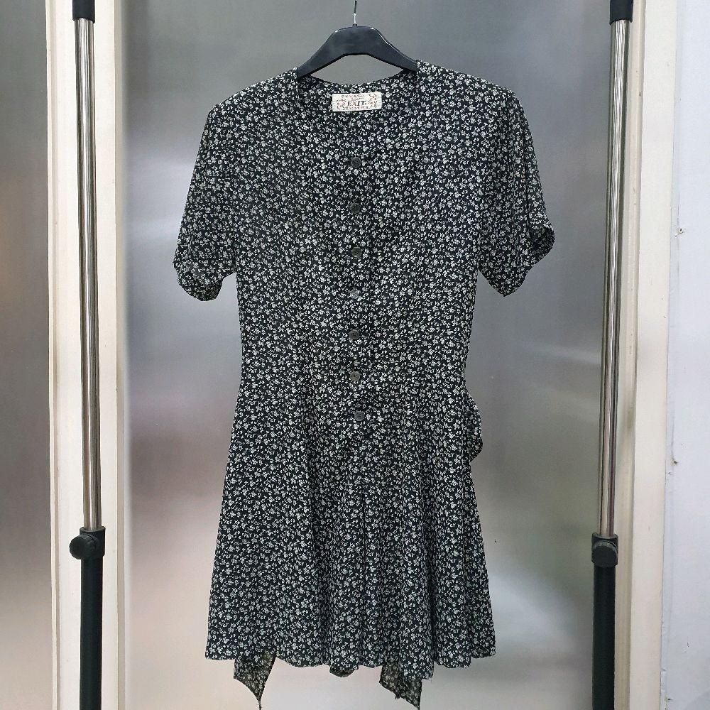 Z baju wanita dress midi exit fashion hitam motif bunga putih preloved second gaun cewek remaja dewa