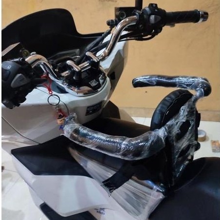 Boncengan sepeda motor Semua jenis motor  PCX NEw 160/Old /Boncengan Depan anak