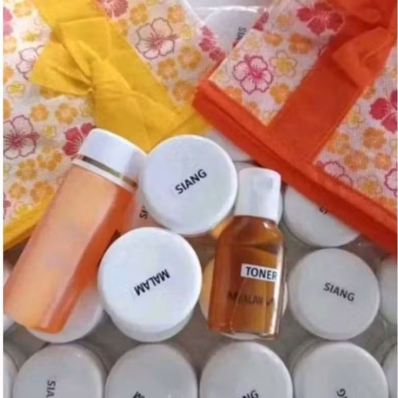 Cream Original Perawatan Wajah + Serum Hanasui Whitening Gold Siang Dan Malam