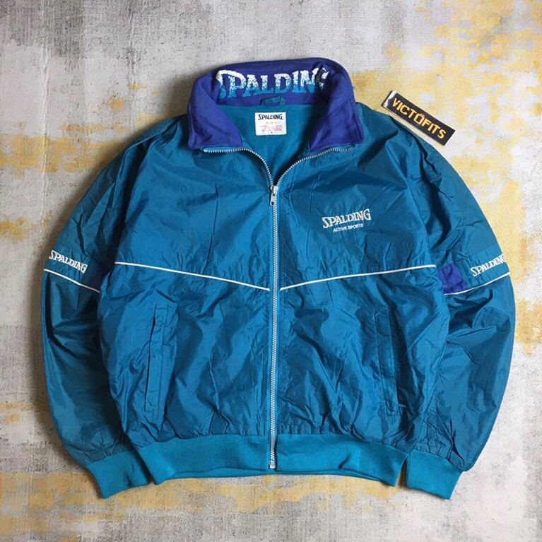 Jaket Windbreaker Spalding