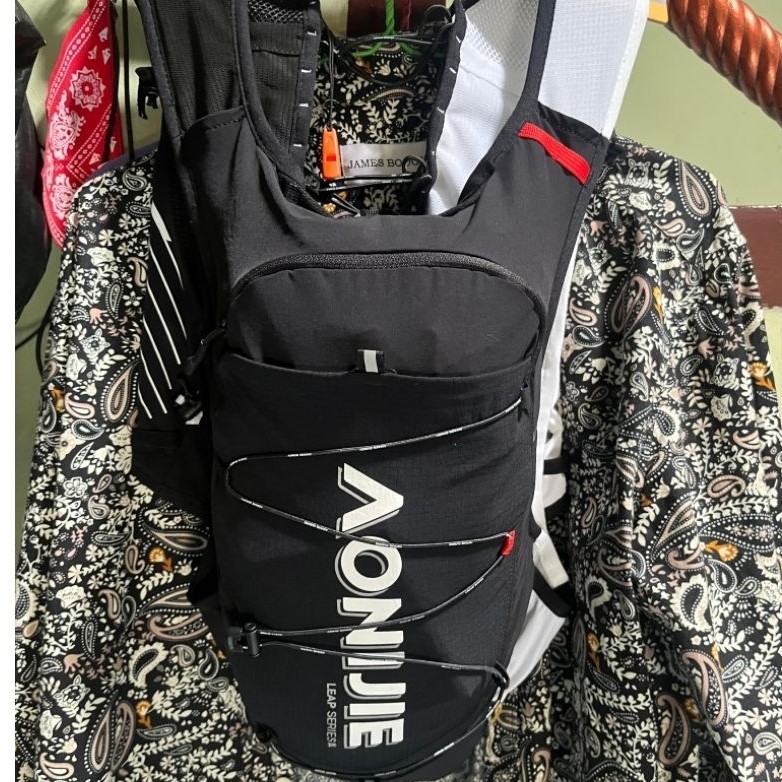 aonijie backpak