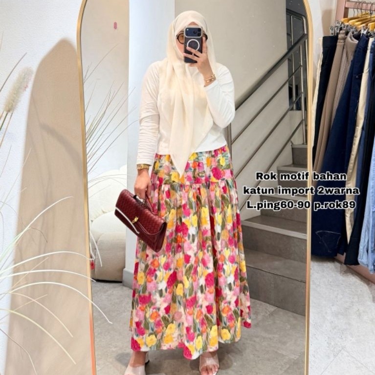 Rok Motif Bunga Besar Bahan Katun 2 Warna