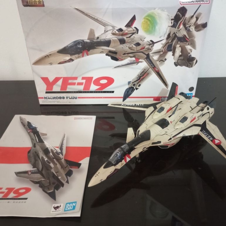 dx chogokin yf 19 macross plus
