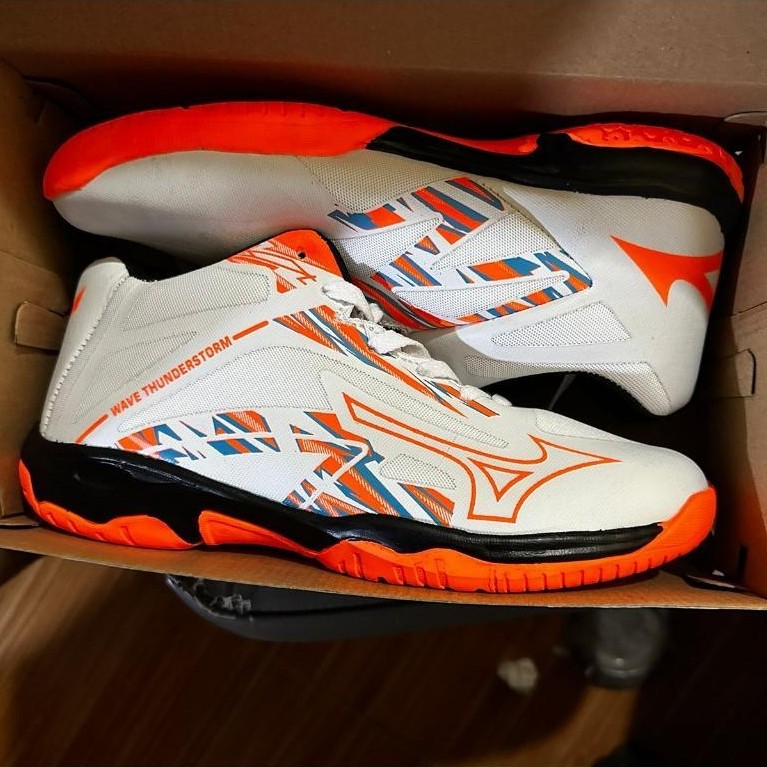 Diskon Sepatu Voli Mizuno Wave Thunderstorm Volly Ball /Sepatu Voli Mizuno Wlz 2023/Sepatu Volly Miz