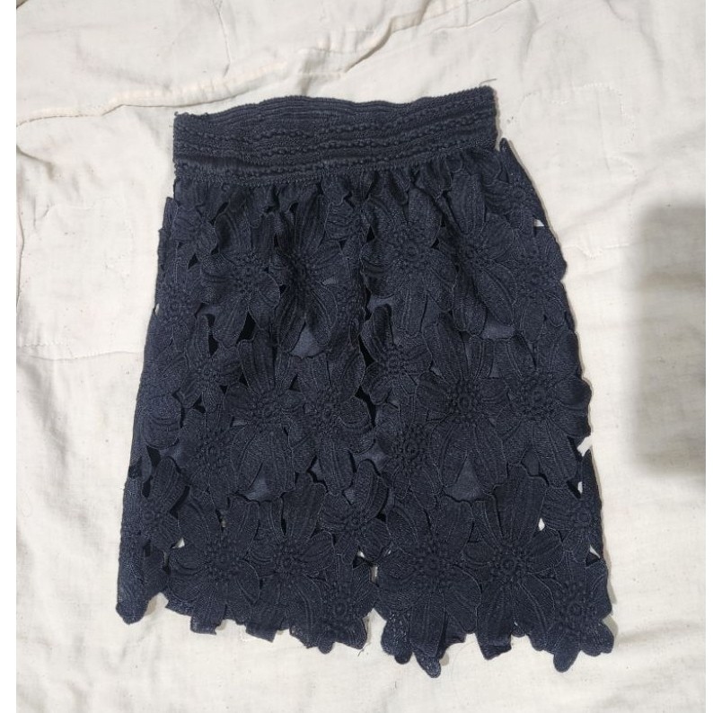 Rok span mini skirt hitam black renda brokat bunga