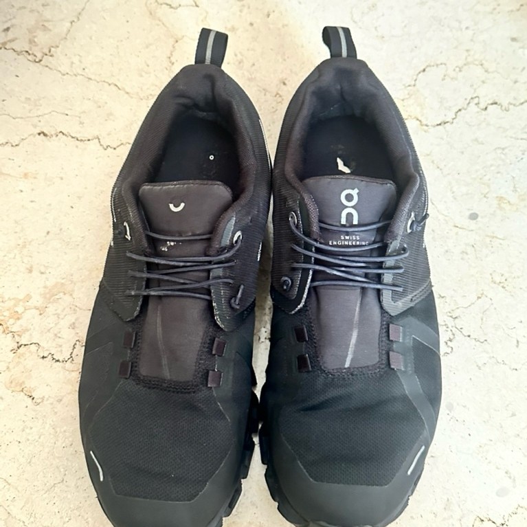 ON Cloud Shoes Black