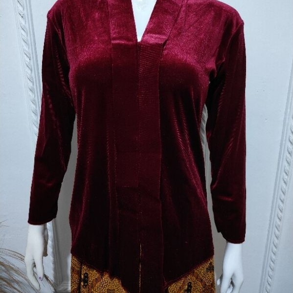 Kebaya Modern Hijab Encim Jawa Bahan Beludru