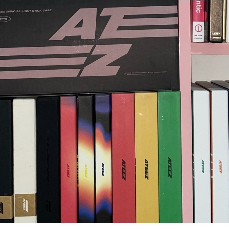 ATEEZ ALBUM ONLY PC PHOTOCARD OFFICIAL LIGHTSTICK LIGHTINY CASE