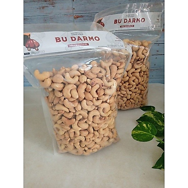 Kacang Mete Mede Wonogiri Super Premium 1 kg Bu Darmo