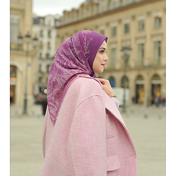 Buttonscarves El Mar Minorca Series x Mmehuillet Prints