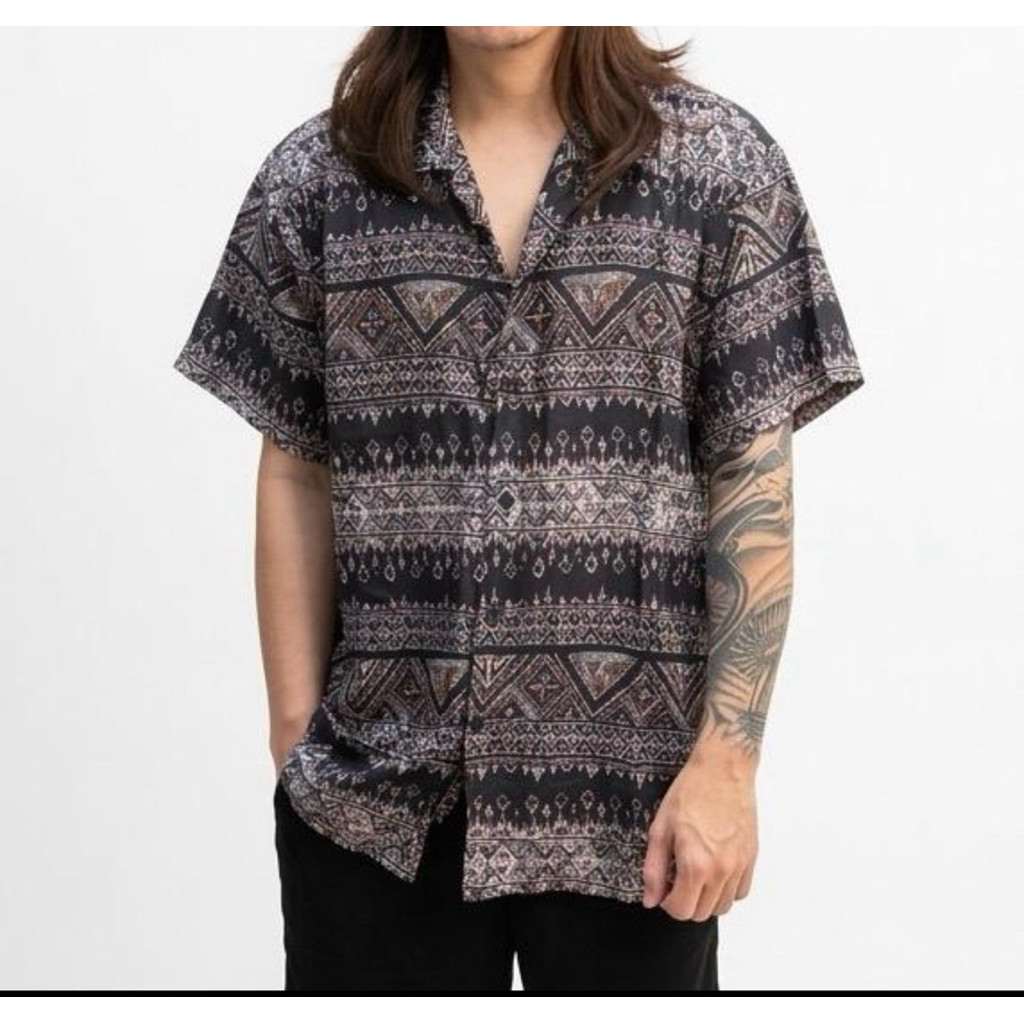 NRKY kemeja batik tribal Borneo lengan pendek bahan adem