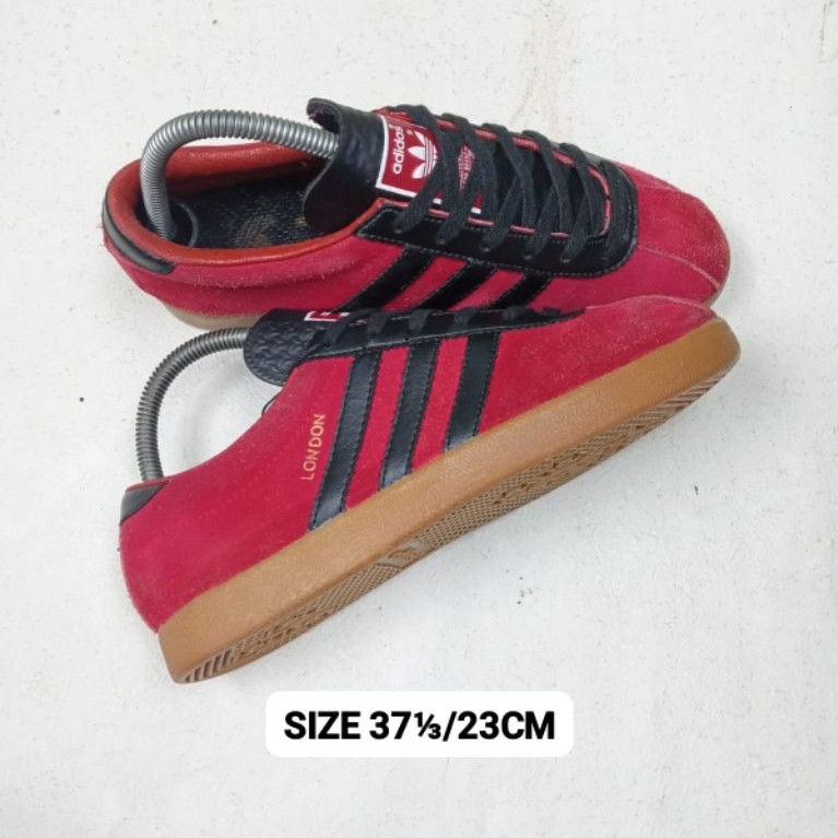 sepatu London og 2002 vintage