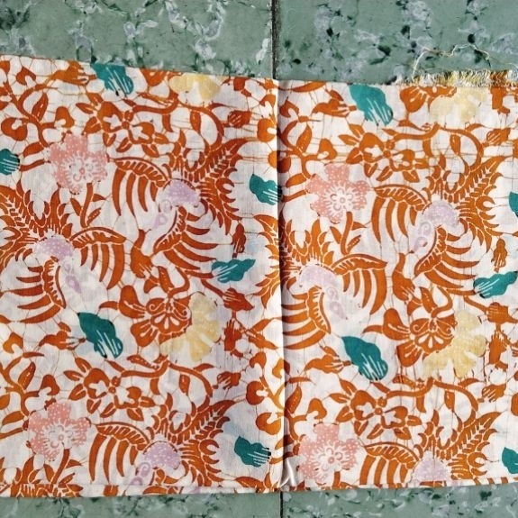 Orange Ijo Pink Muda Kuning Muda Burung Pekalongan Batik Cap Solo Surakarta Premium untuk Wisuda, Ha