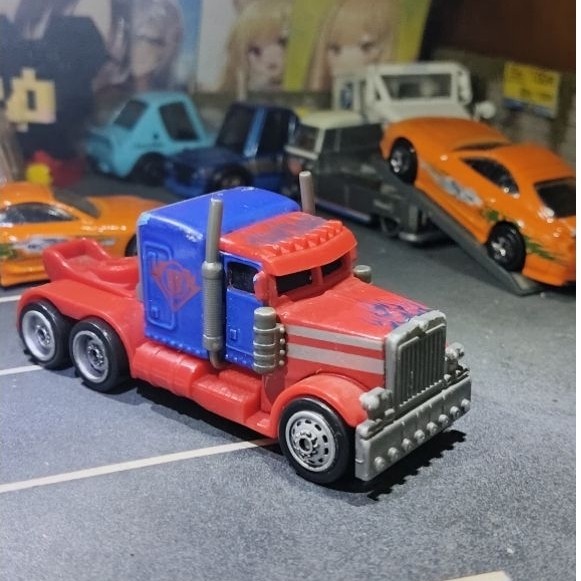 Diecast Transformers Optimus Prime Hasbro