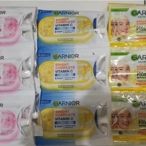 Garnier Serum Cream UV 7ml (1 Renteng 12 Sachet) Krim Wajah Pencerah & Sunscreen