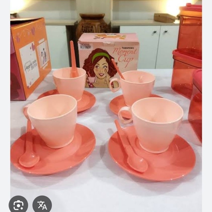 moment cup tupperware