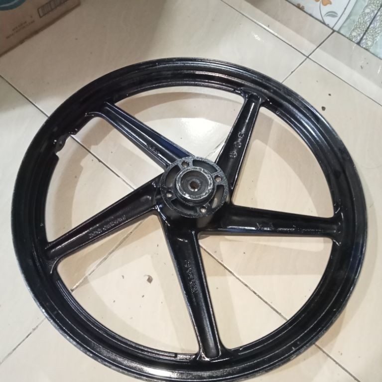 Velg depan Suzuki Smash New 110 original