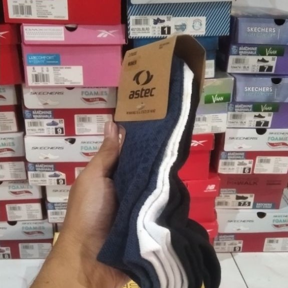 kaos kaki pria wanita Diadora original