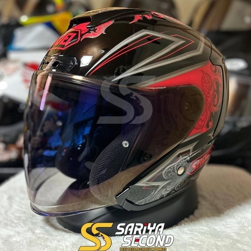 SHOEI J-Force IV Refinado T-5
Size L (59- 60 CM)