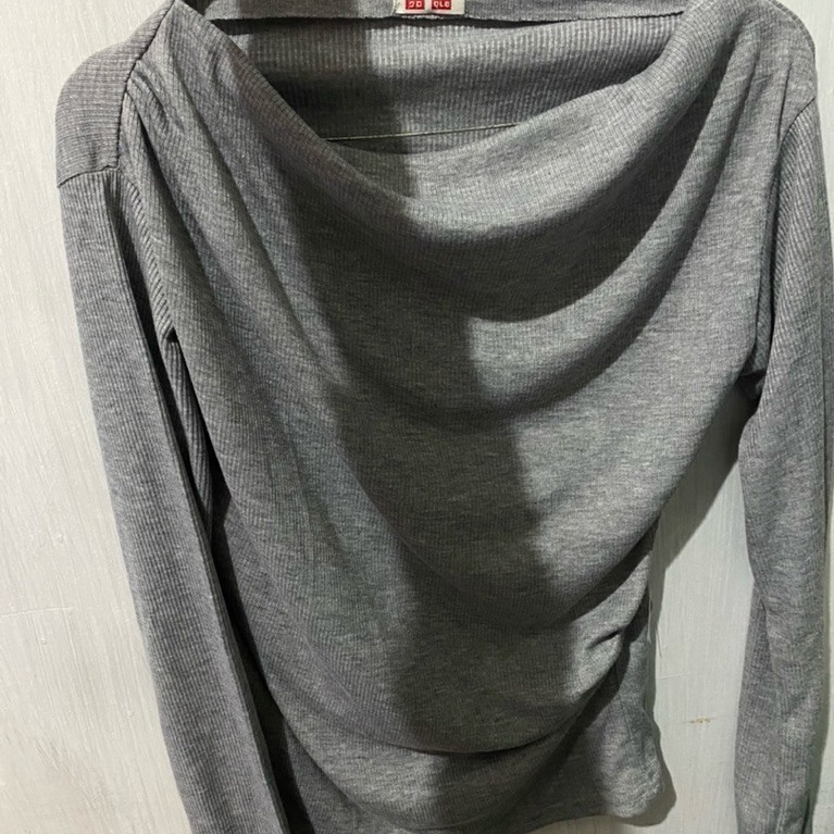 Uniqlo Sabrina
