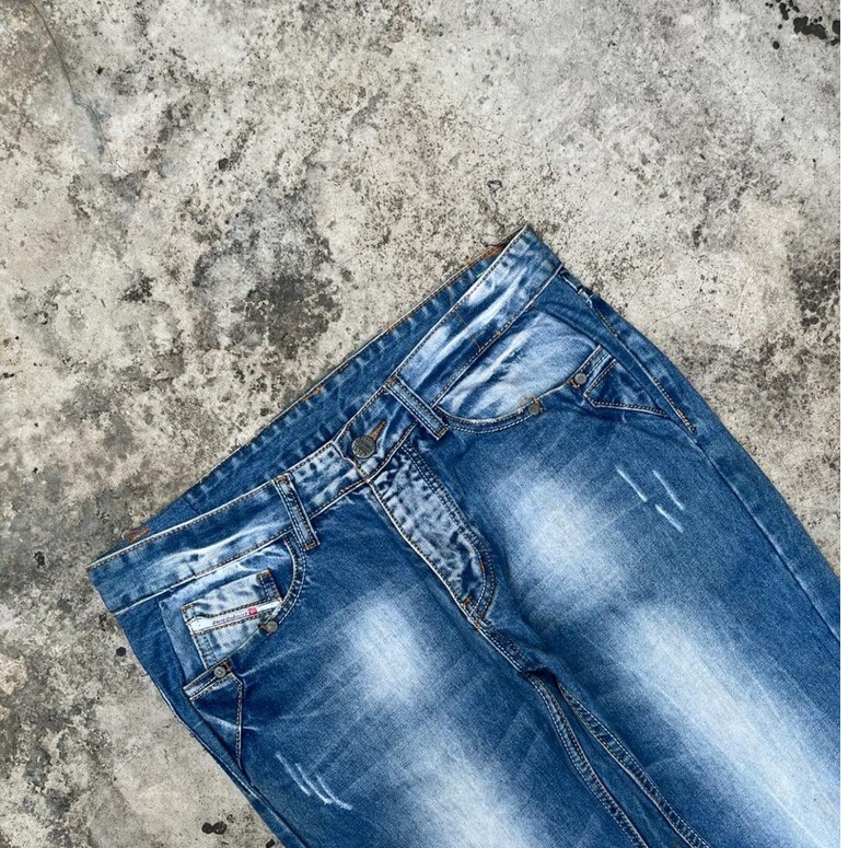 CELANA JEANS DIESEL INDUSTRY MURAH