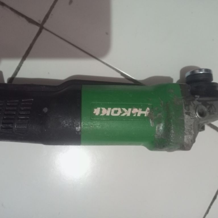 grinda 4 " Hitachi kondisi seken normal tinggal pakai