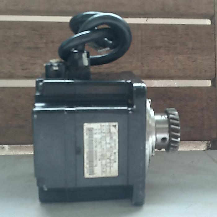 GENERATOR MAGNET PERMANEN 200 WATT DENGAN RECTIFIER
