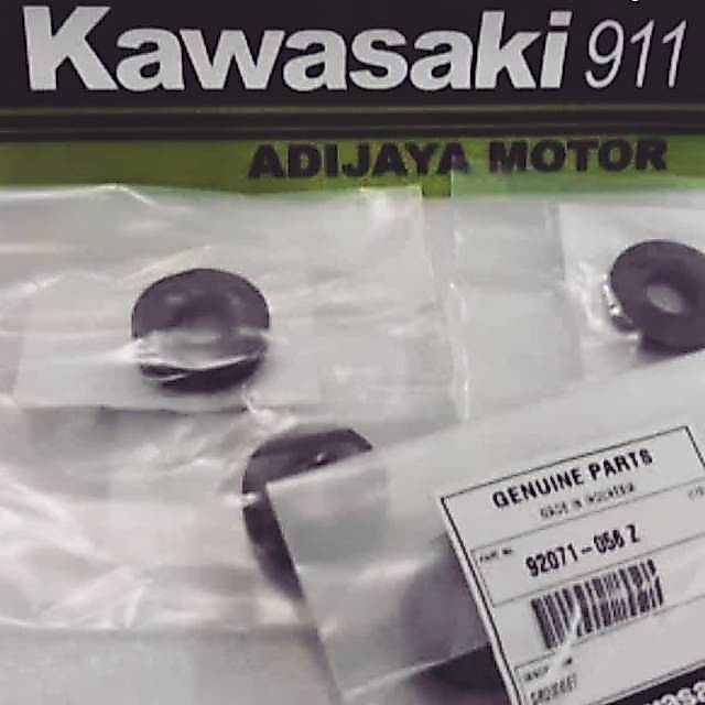 Karet Tank Ninja R atau RR 92071-056