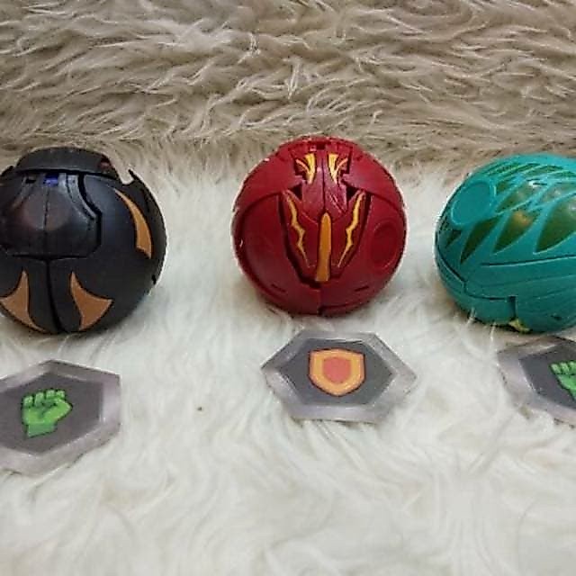 Mainan big bakugan transfomer dragon