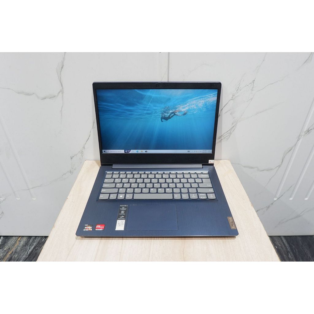 Lenovo Ideapad Slim 3 AMD Ryzen 3 4300U Ram 8Gb Ssd 512Gb Full HD