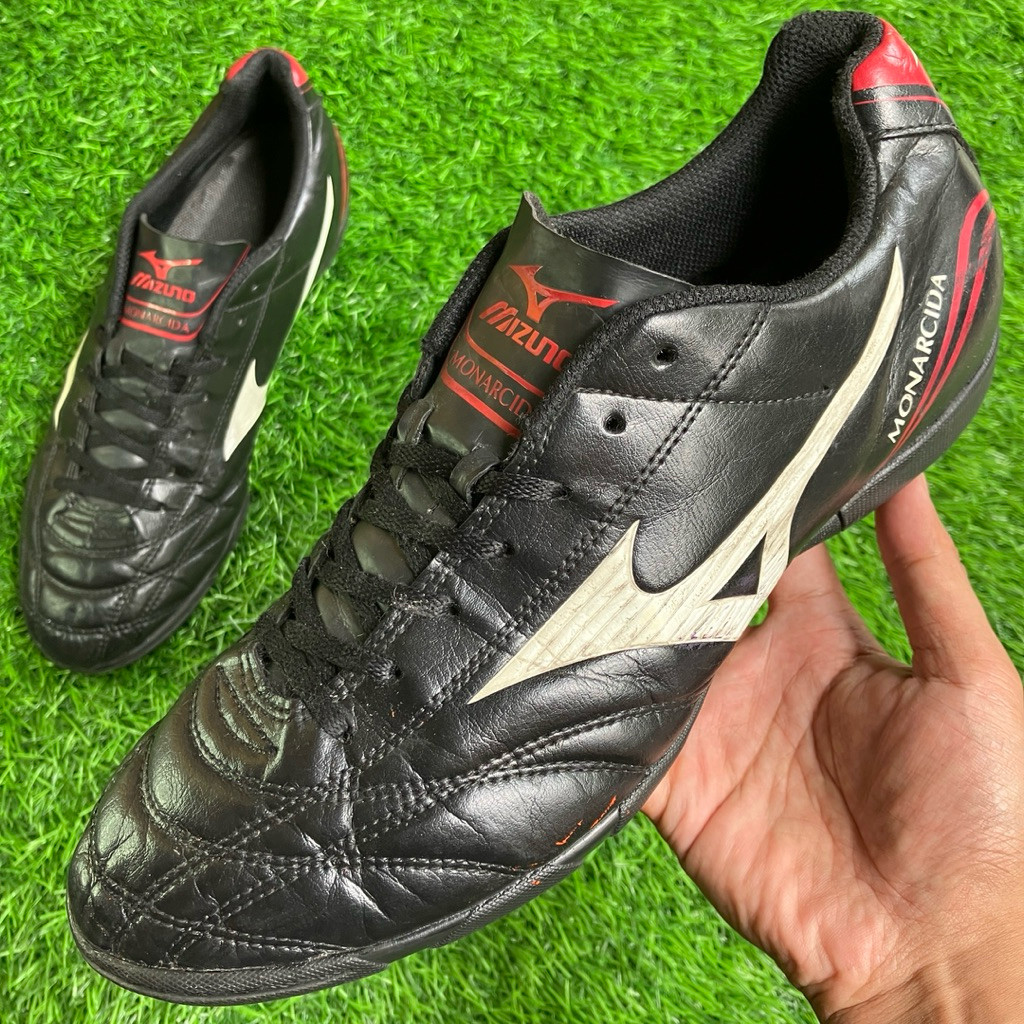 Sepatu MIZUNO Monarcida Neo 2 Mini Soccer shoes ukuran 43 Preloved