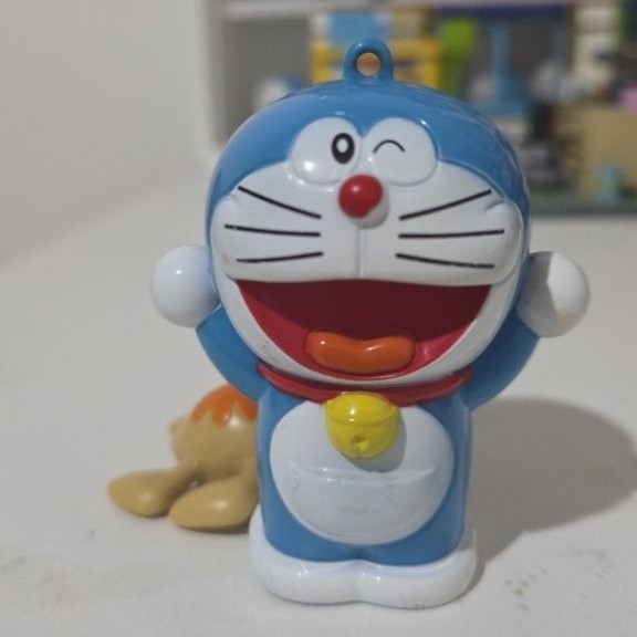 preloved figure doraemon dino