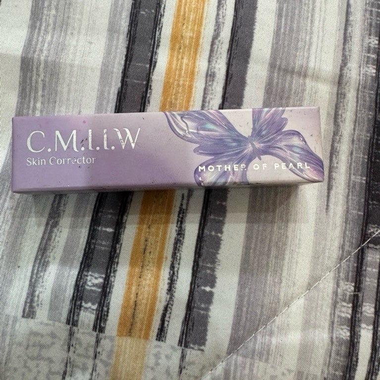 PRELOVED MOTHER OF PEARL CMIIW SKIN CORRECTOR