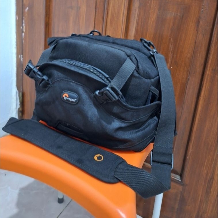 Tas Kamera Lowepro