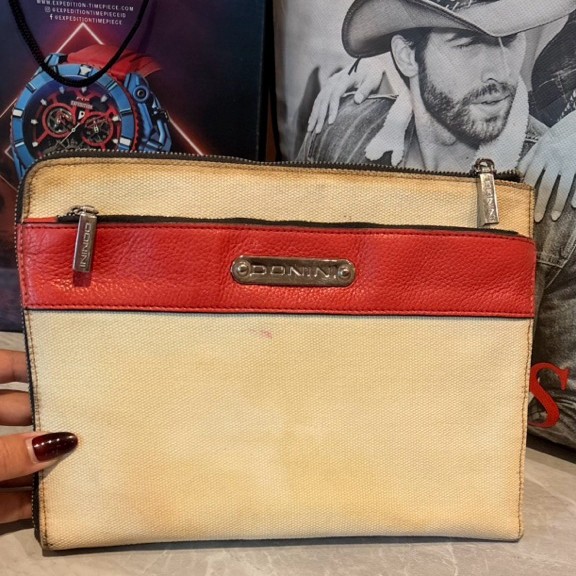 prelove donini biana clutch baca keterangan