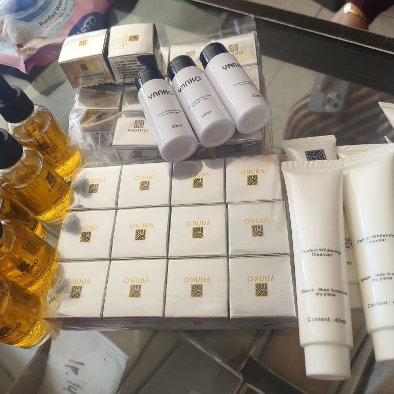 cream Yanko Lusinan grosir