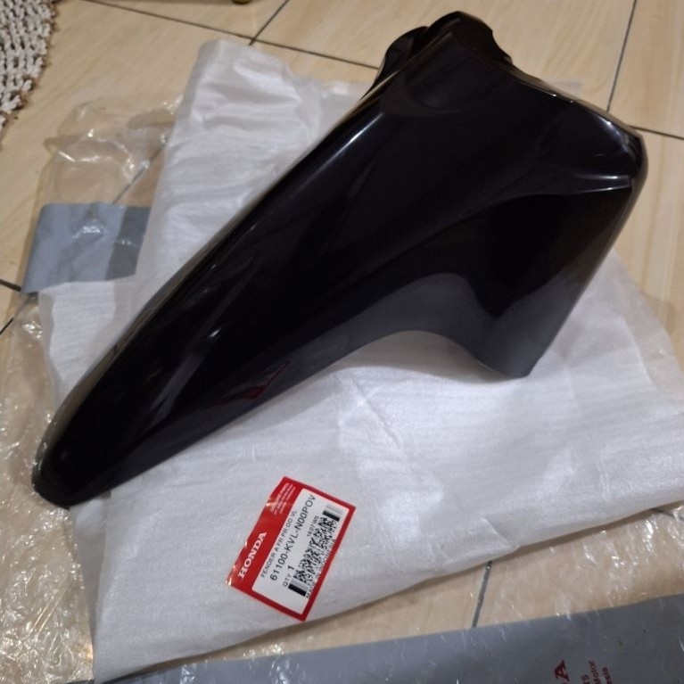 Spakbor slebor depan Honda supra x125 X 125 Batman KVL POv ungu violet original ahm honda 61100-KVL-