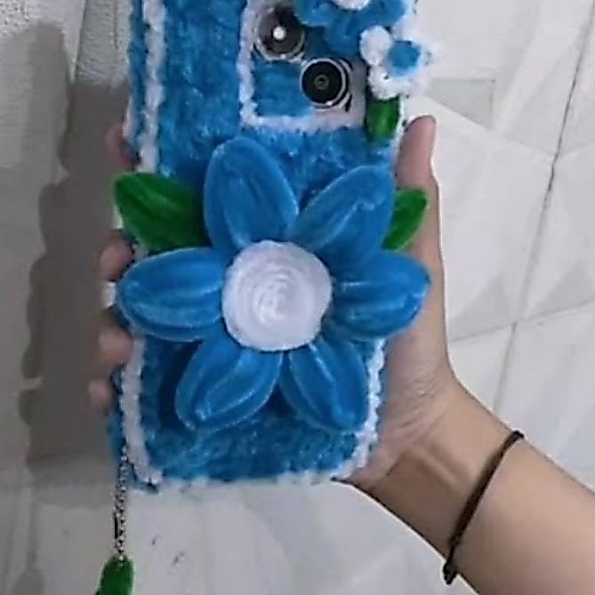Casing kawat bulu