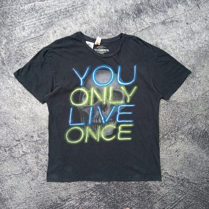 T shirt Kaos pria ECKO UNLTD YOU ONLY LIVE ONCE murah size L