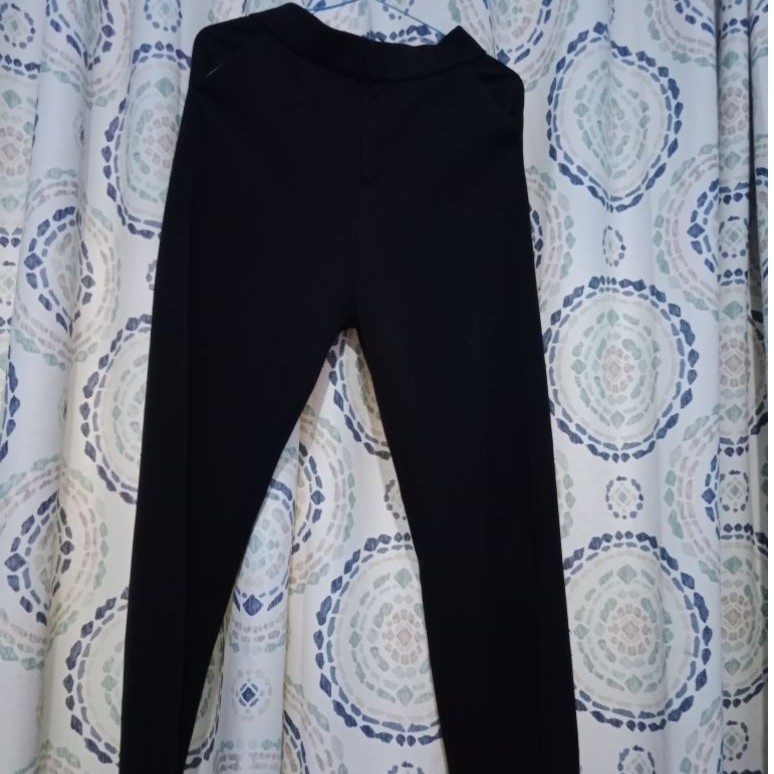 Preloved Celana kulot Oro pants knit wanita