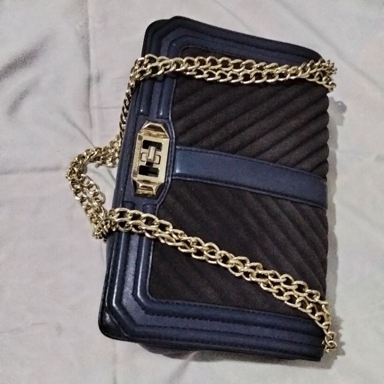 tas Preloved Rebecca Mincoff