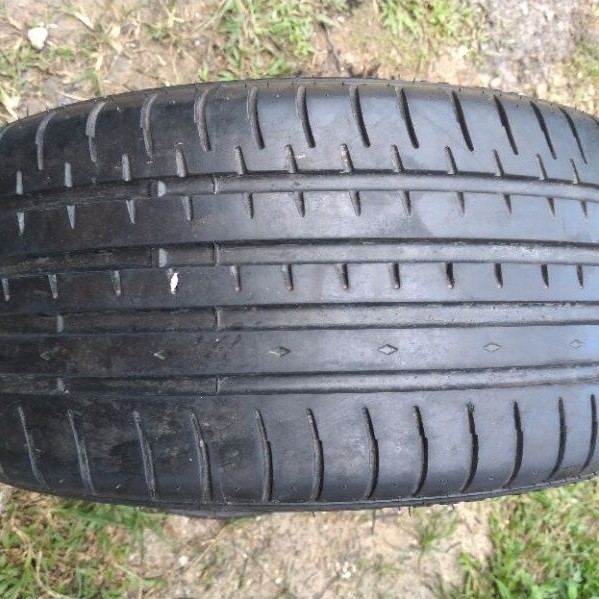 BAN SECOND UK 215/40 R18 TUBLES BERKUALITAS